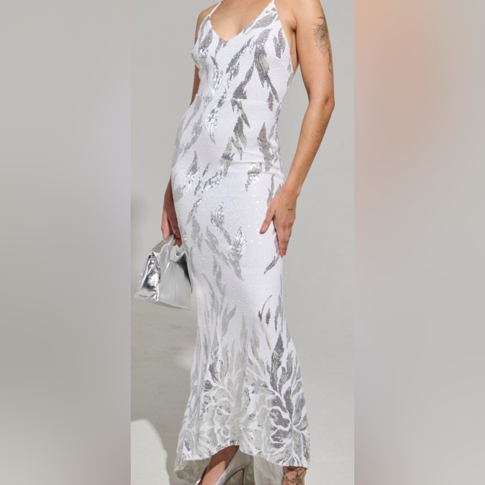 New AKIRA Elegant White and Silver sequin maxi Women's Dress size S